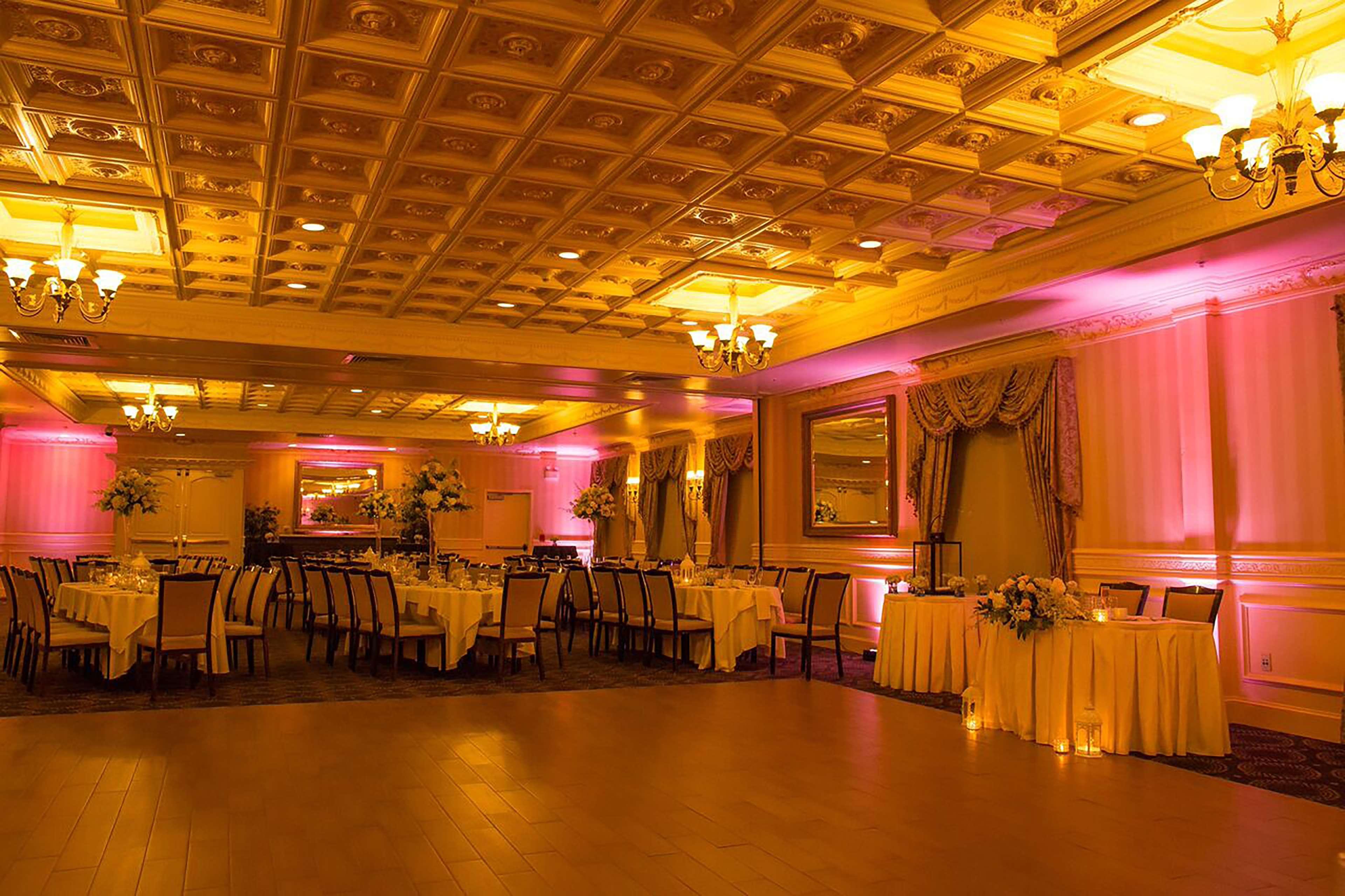 Hilton Garden Hamilton Hotel 3*