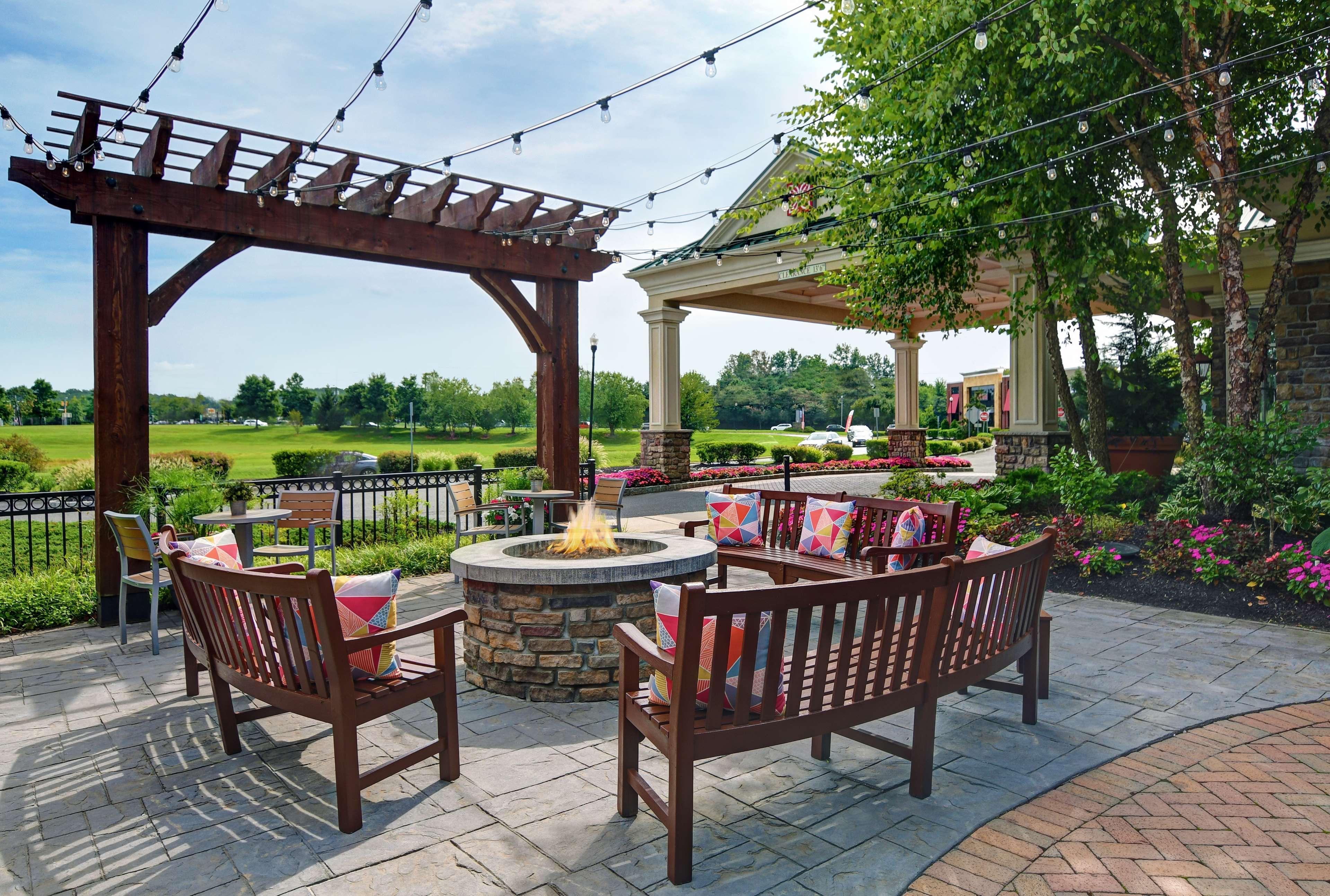 Hilton Garden Hamilton 3*